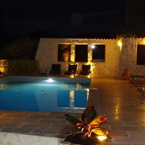 Bed & Breakfast La Bastide De Font Clarette, Six-Fours-les-Plages